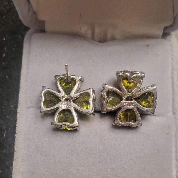 Vintage Peridot & Zircinia Large Gemstone Stud Earrings From Bees London Jewlers - Picture 3 of 4